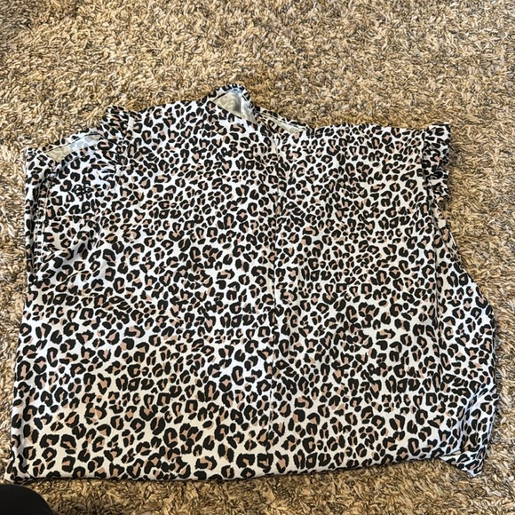 Albion short romper - Picture 3 of 4